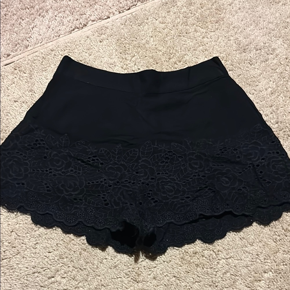 Elegant Black Lace Women's Shorts